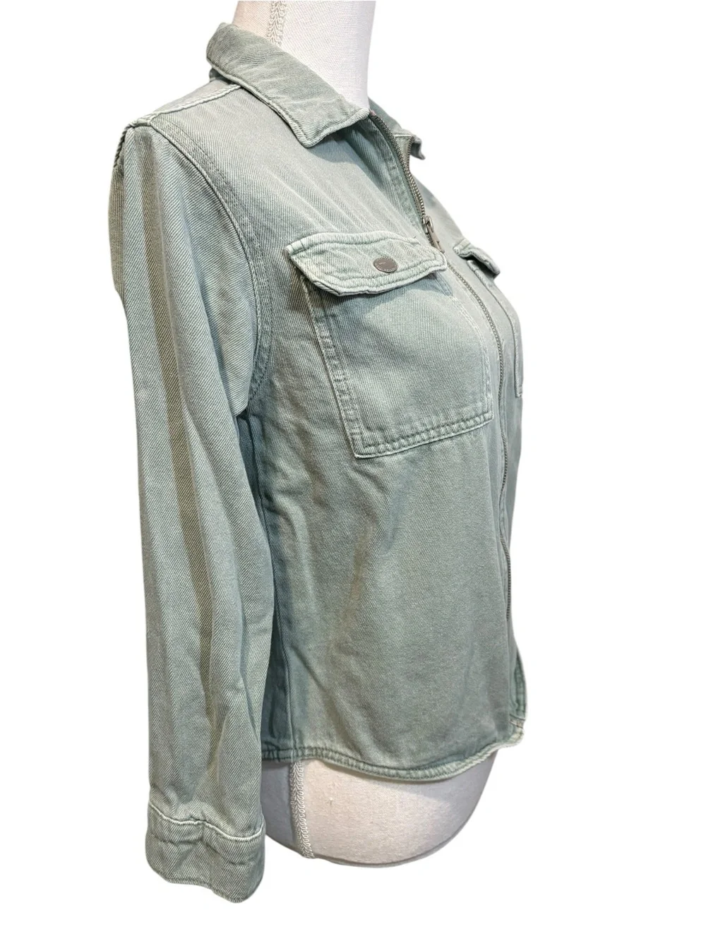 Zara Light Green Zip Up Denim Shirt Jacket.  Size 9/10